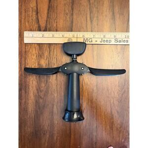 T-Fall Plastic Corkscrew Black Plastic Body w/ Metal Corcksrew